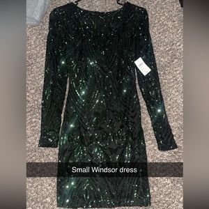 Small Windsor dress never worn